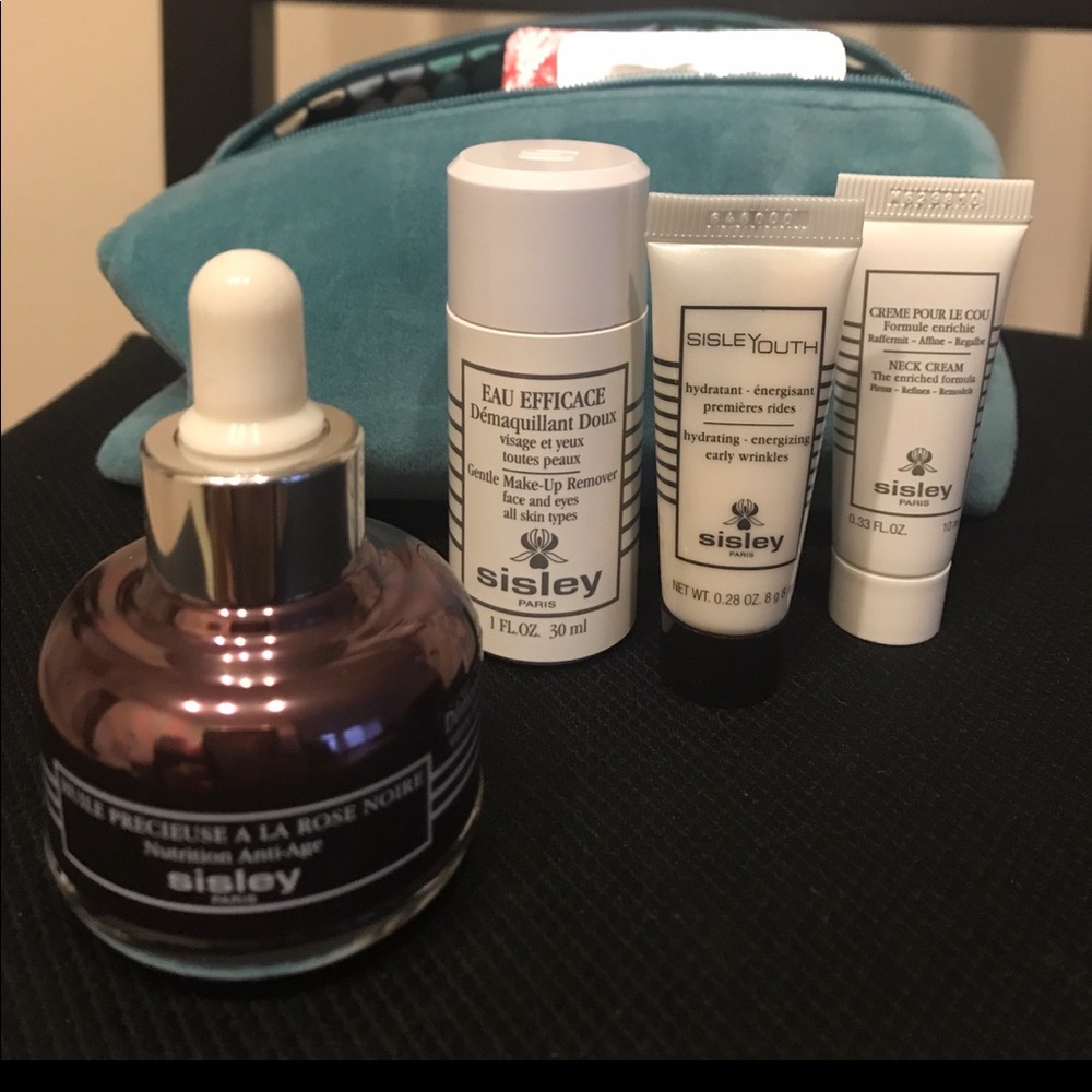 Sisley Black Rose Oil